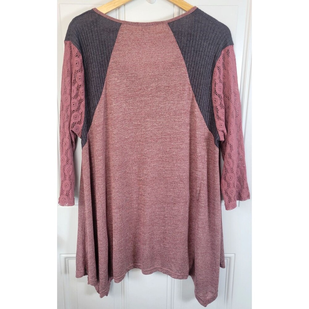 Umgee Plus Size Lace Sleeve Tunic Top Size 2XL - Picture 5 of 5